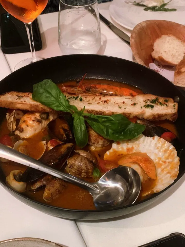 🇮🇹 Etna: Cozy gem with amazing pasta