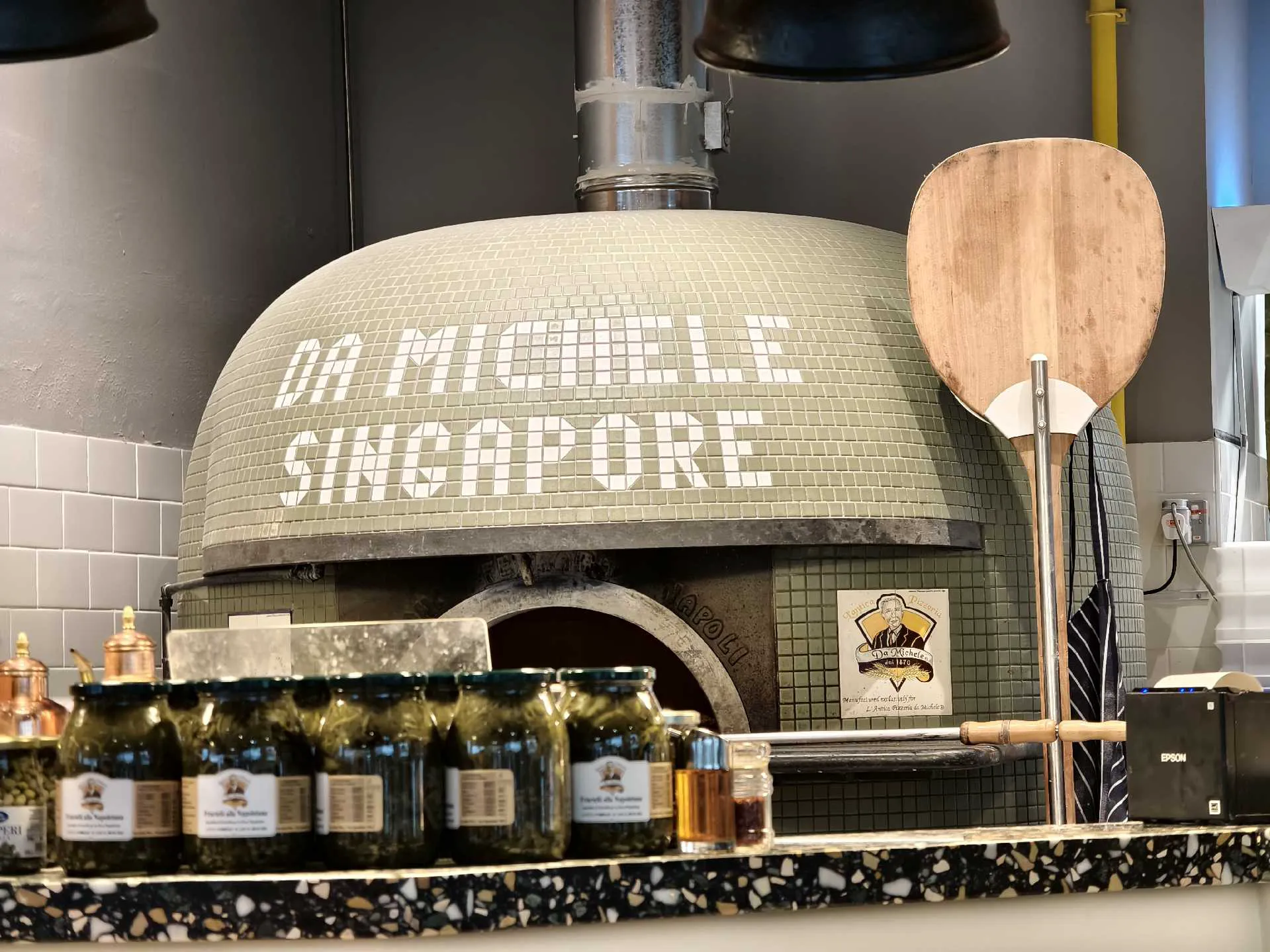 Pizza Paradise at Dr. Michele Singapore 🍕