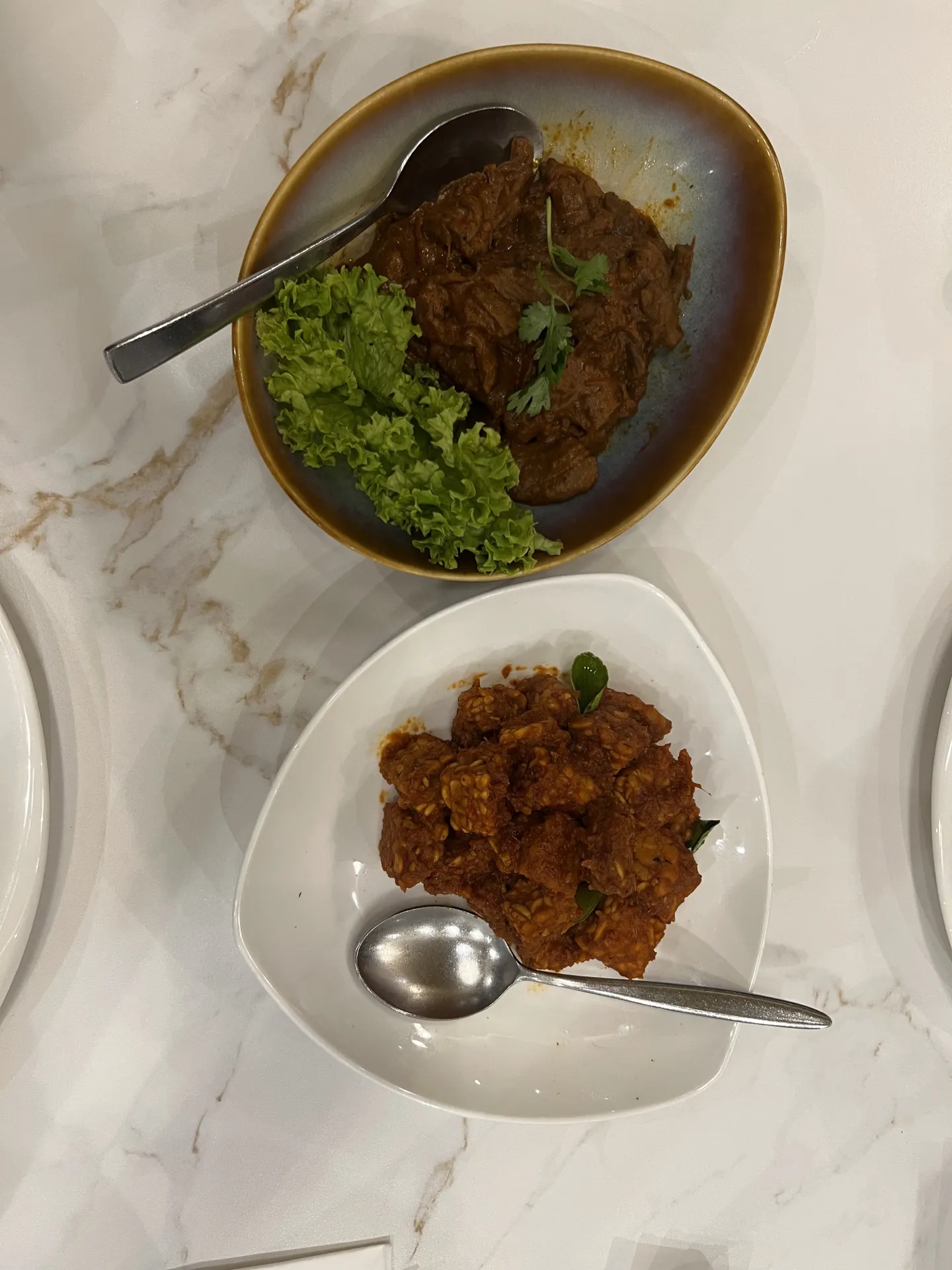 Whole Earth:  Best Vegan Rendang 😋